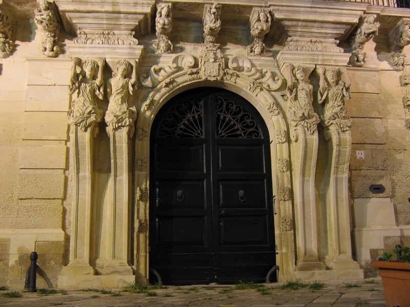 Lecce Particolare del palazzo Guarini