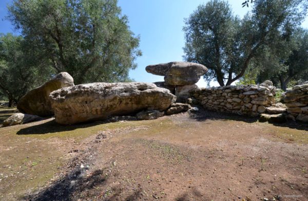 Massi della vecchia di Giuggianello